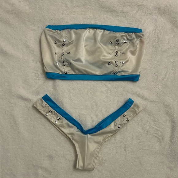 Ultra Top Lingerie Set - Picture 6 of 6